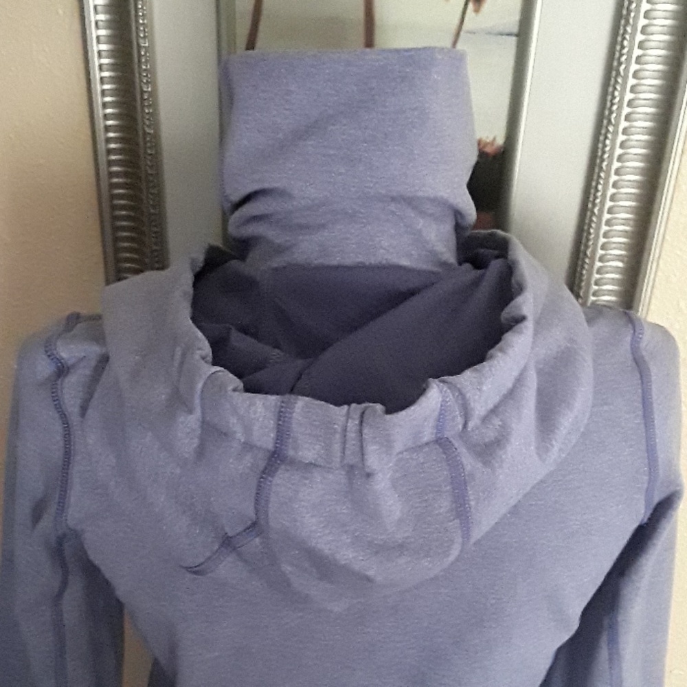 Lululemon Athletica Jacket (women's) - Picture 4 of 8
